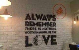 בריקים לבנים