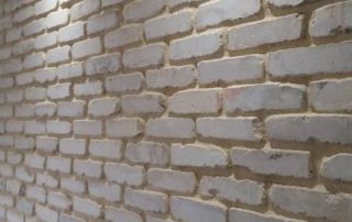 בריקים לבנים